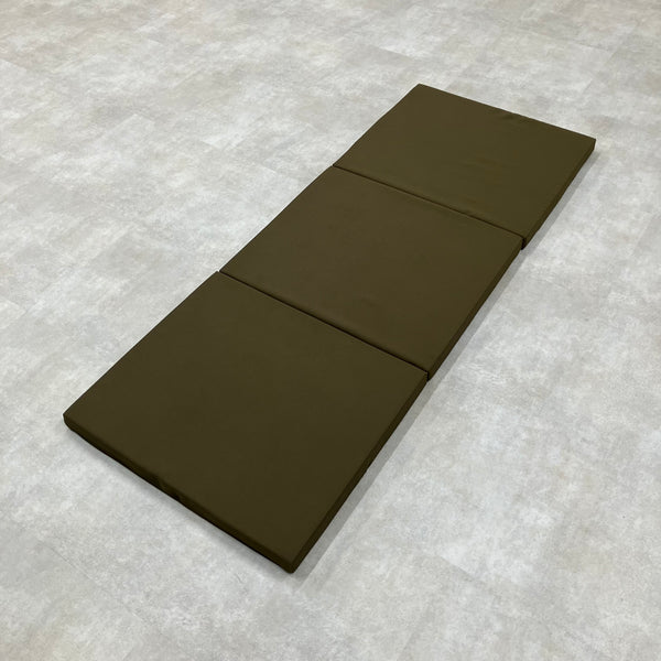 B320E222-E505-4BC3-88D0-