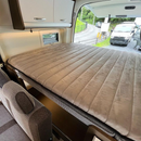 キャンピングカーにピッタリの敷布団