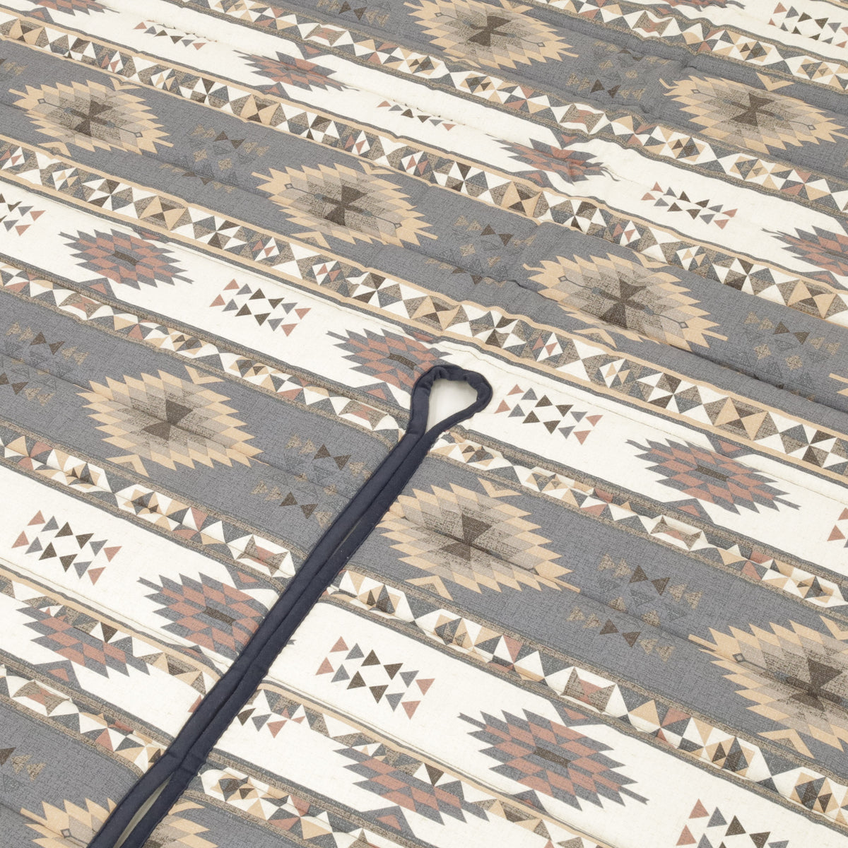 テントで使えるキルトラグ