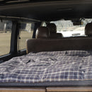 クッションにもなる羽毛ふとん（チェック）